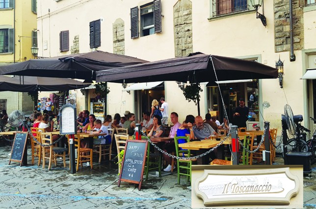 Restaurant Piazza San Firenze Il Toscanaccio Florence Outdoor Dining
