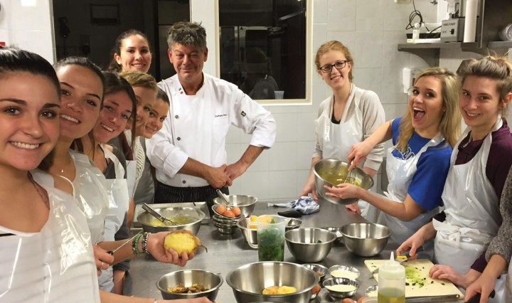 Intavola Cooking School