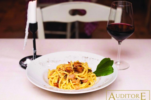 Florence Auditore Restaurant Ristorante assassin's creed ezio auditore steak